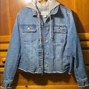 Jean jacket with hoodie lining